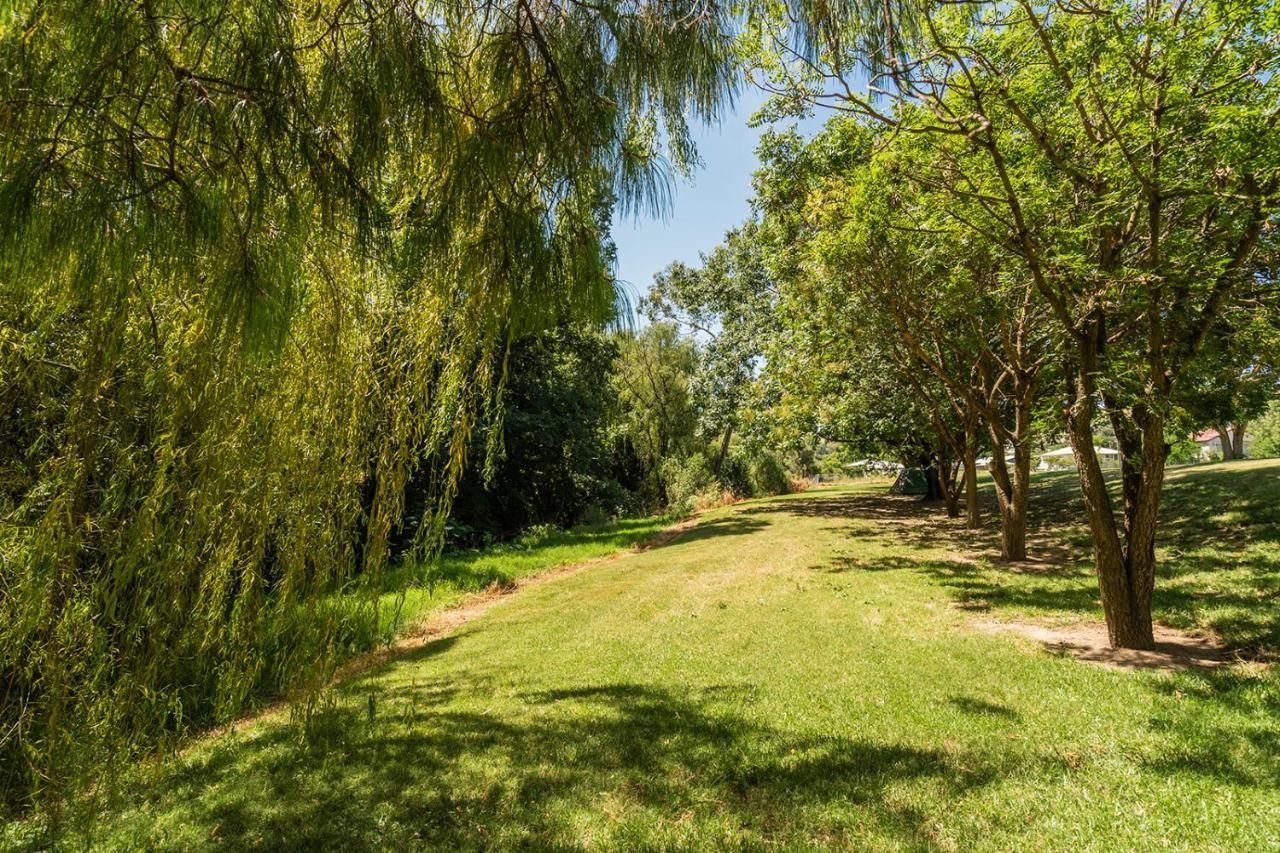 Gundagai Cabins & Tourist Park 외부 사진