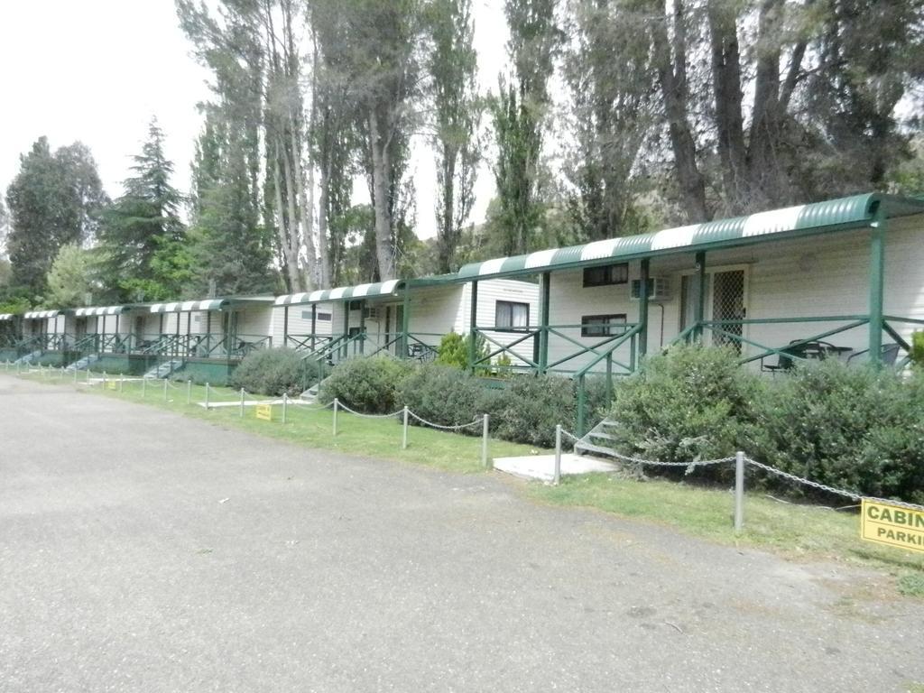 Gundagai Cabins & Tourist Park 외부 사진