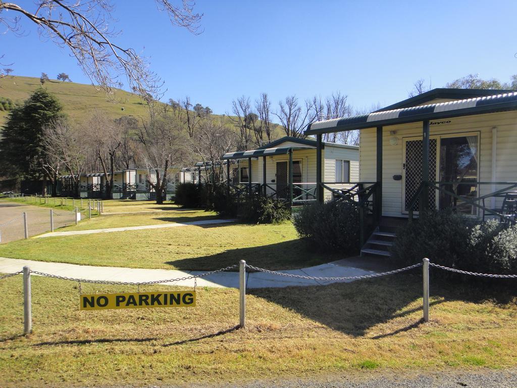 Gundagai Cabins & Tourist Park 외부 사진