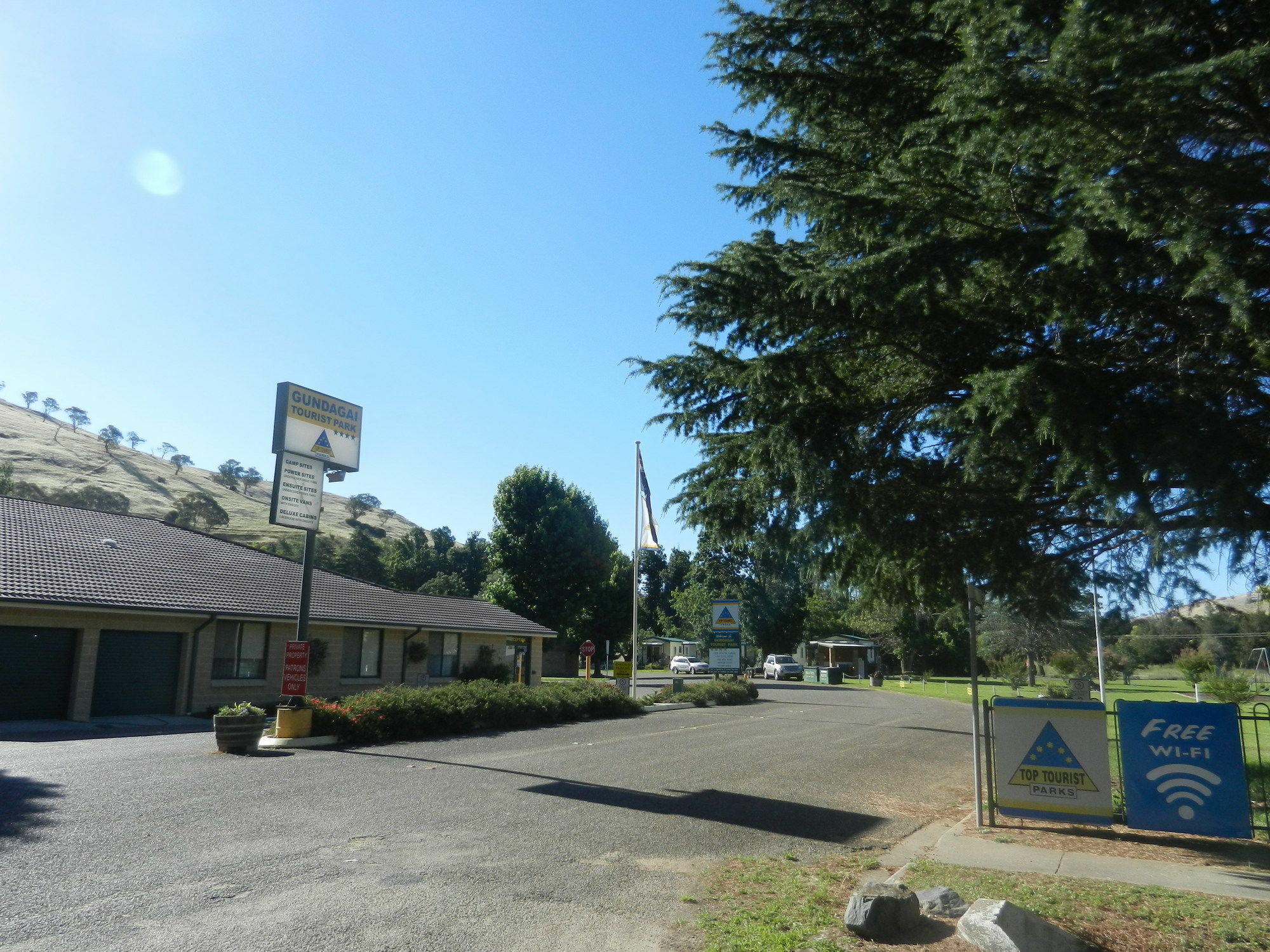 Gundagai Cabins & Tourist Park 외부 사진